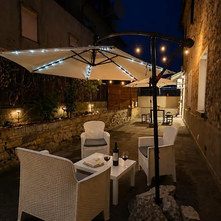 La Casina Nel Borgo Appartement
